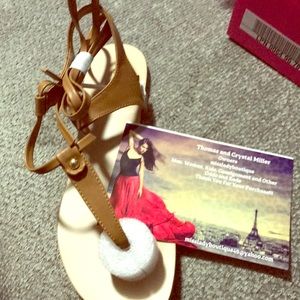 Sz 9 tan flat sandals lace ups